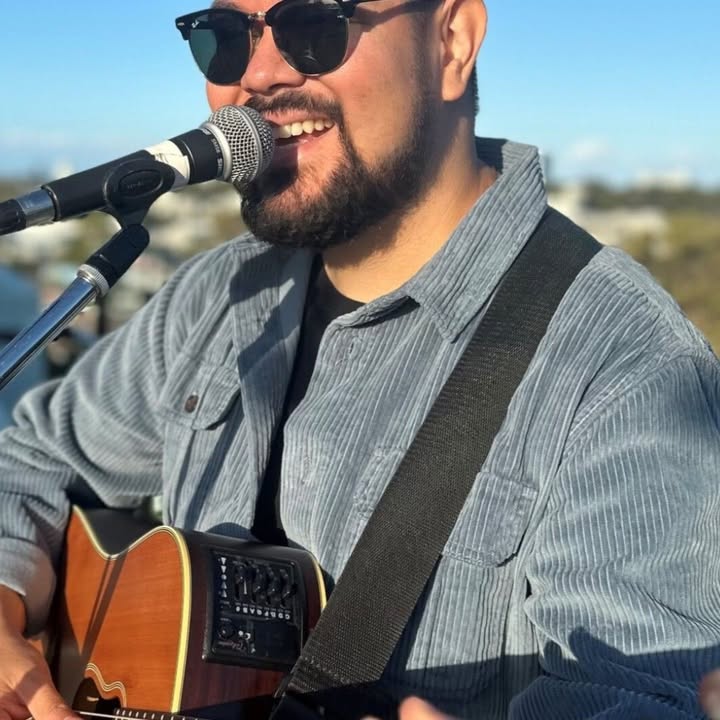 Featured image for “Soulful Sounds with Dan Abe: Live Music Experience at Club Burleigh”
